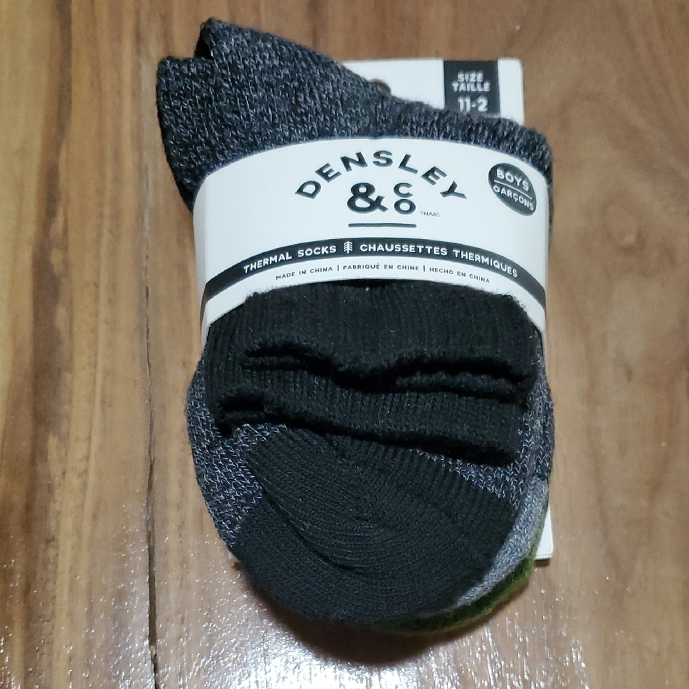 Size 11-12 Boys Densley & Co Thermal Socks 3 Pairs NWT